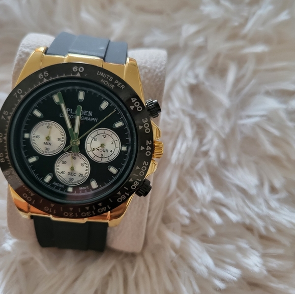 Watch - Picture 5 of 8